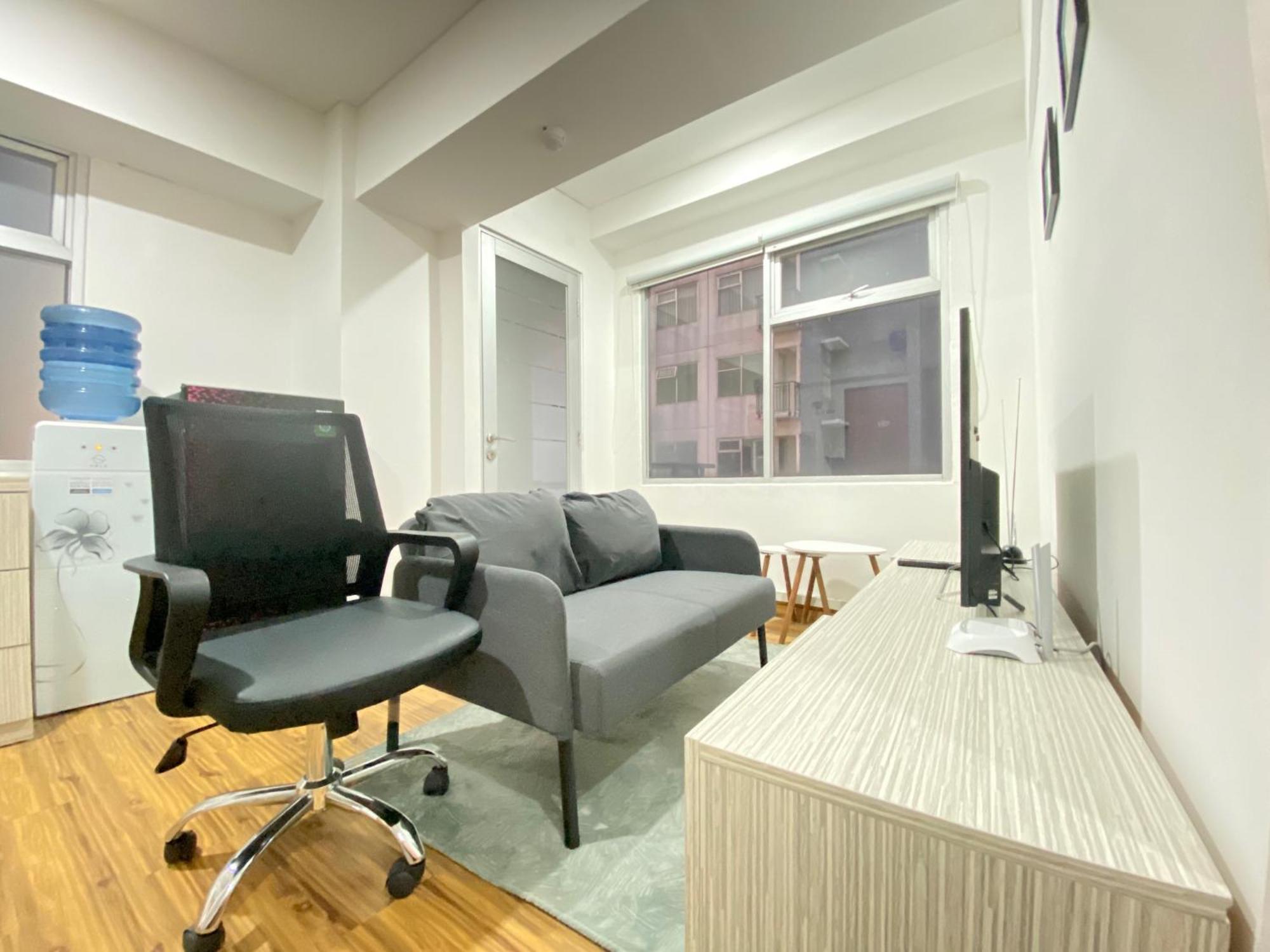 Modern And Well Furnished 2br At Jarrdin Near Cihampelas Walk By Travelio Apartemen
